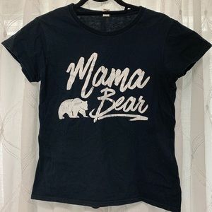 Women’s graphic MAMA BEAR Tee/T-shirt